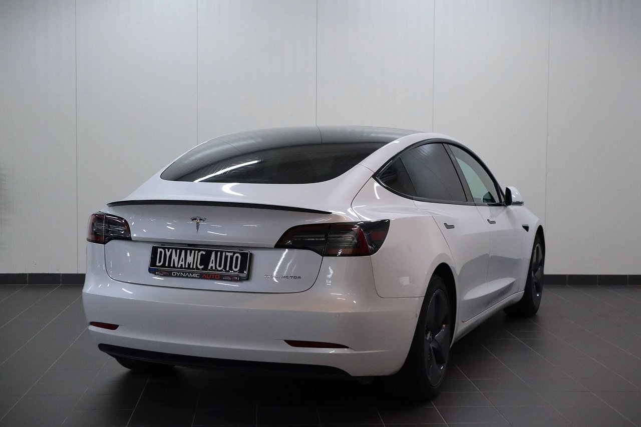 Tesla Model 3 2020, kuva 5/22