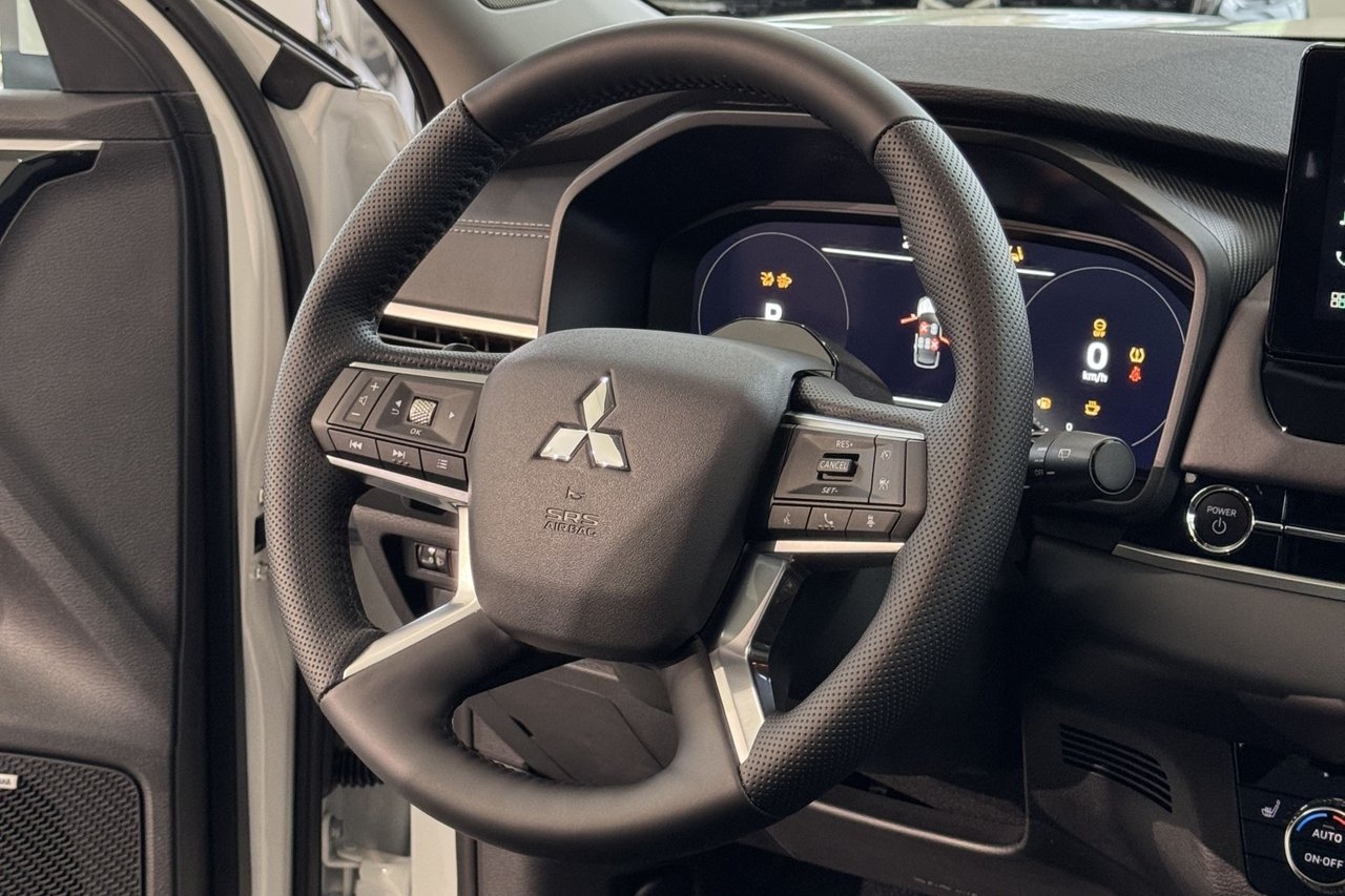 Mitsubishi Outlander 2026, bild 7/10