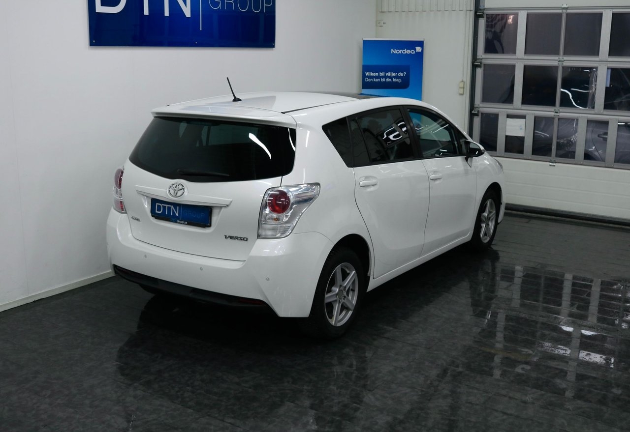 Toyota Verso 1.8 AUTO/7 SITS 2013, bild 2/10