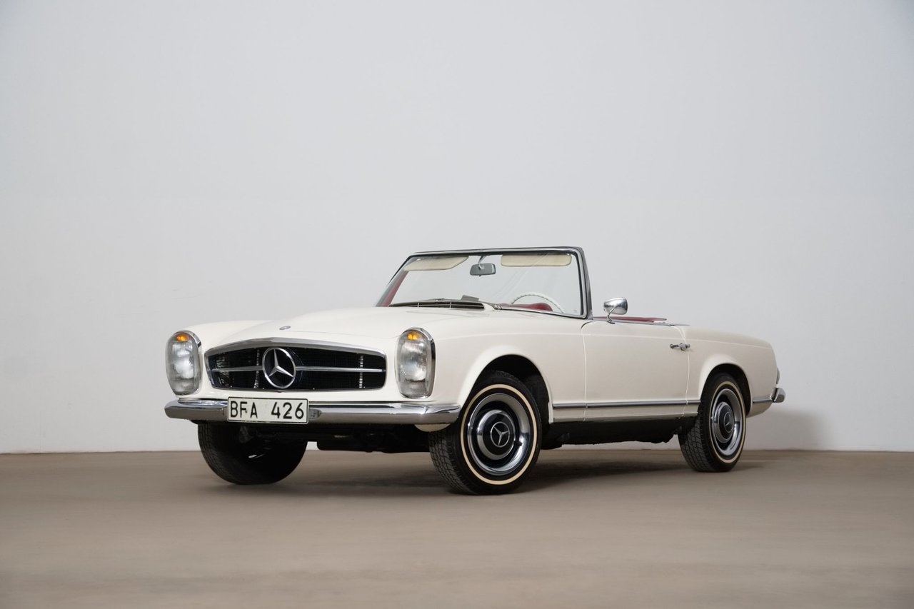 Mercedes-Benz 230 1966, bild 2/10