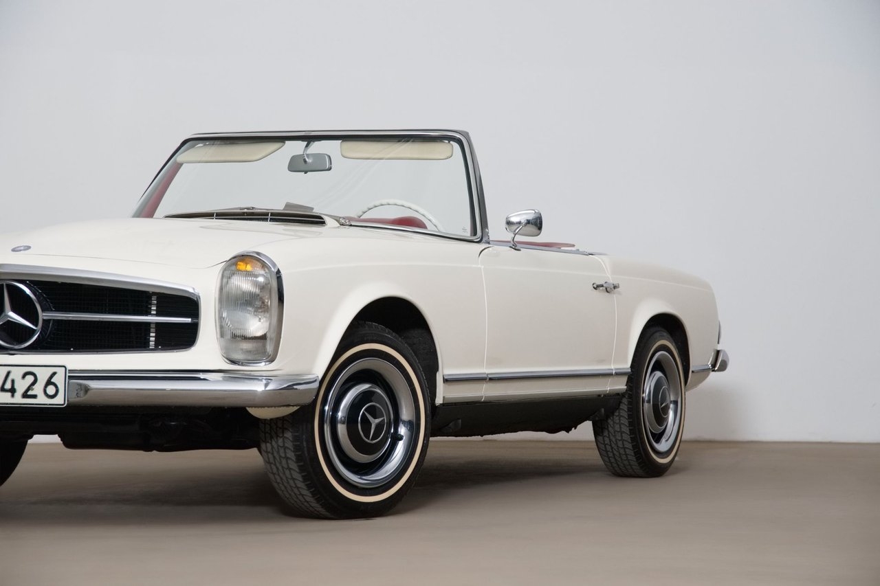 Mercedes-Benz 230 1966, bild 3/10