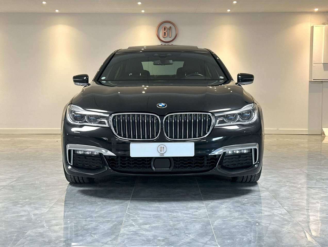 BMW 740 Le XDRIVE 326HK M-SPORT PANO 2018, bild 6/10