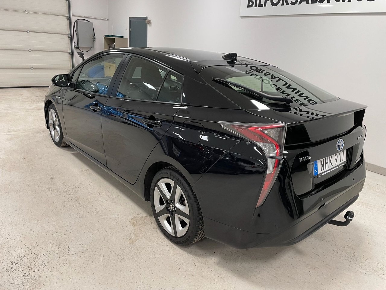 Toyota Prius Hybrid CVT Euro 6 2016, kuva 4/8
