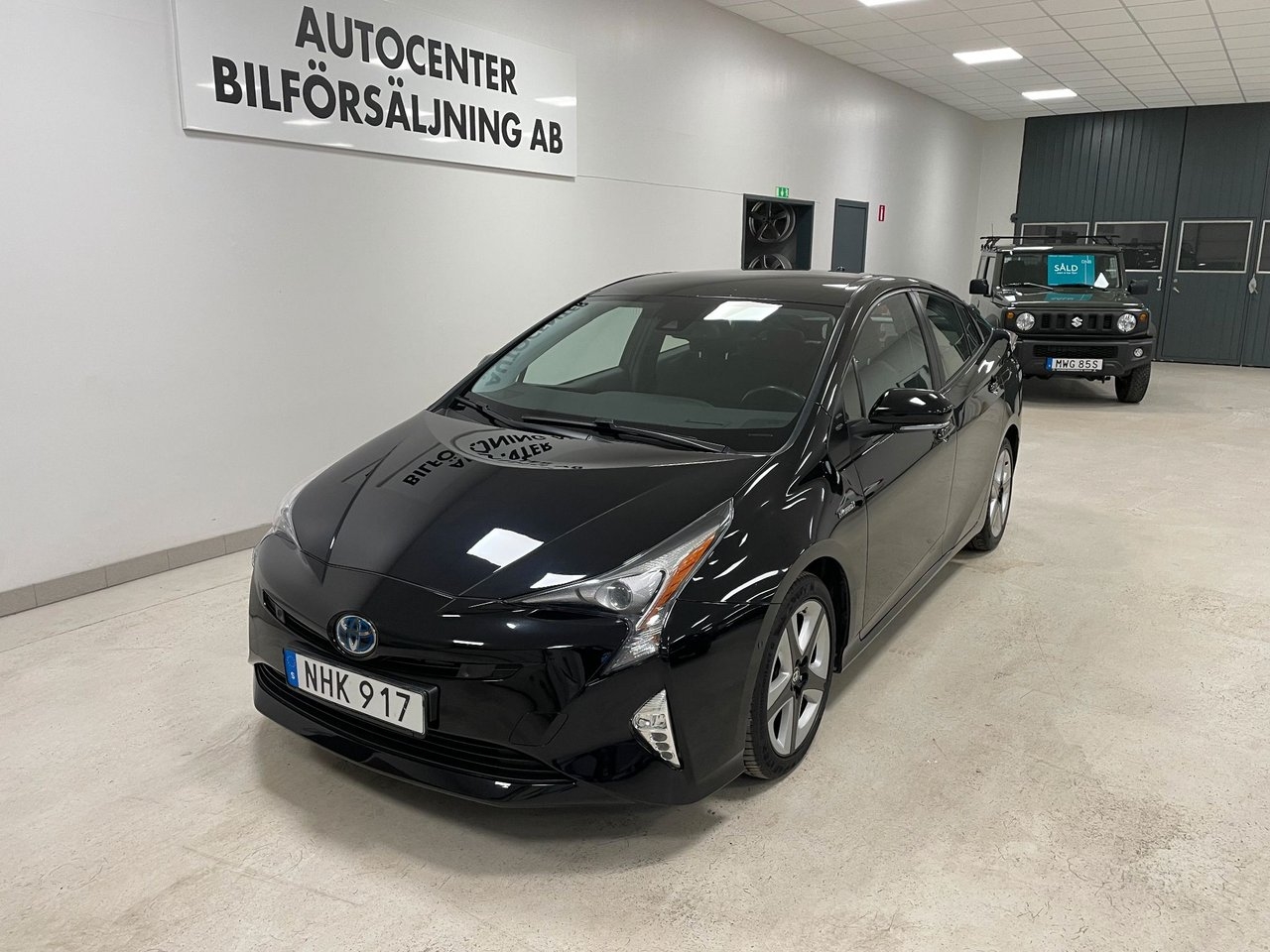 Toyota Prius Hybrid CVT Euro 6 2016, kuva 2/8