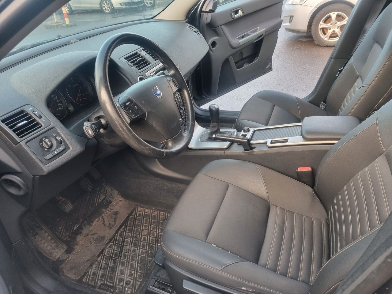 Volvo V50 2008, bild 6/7