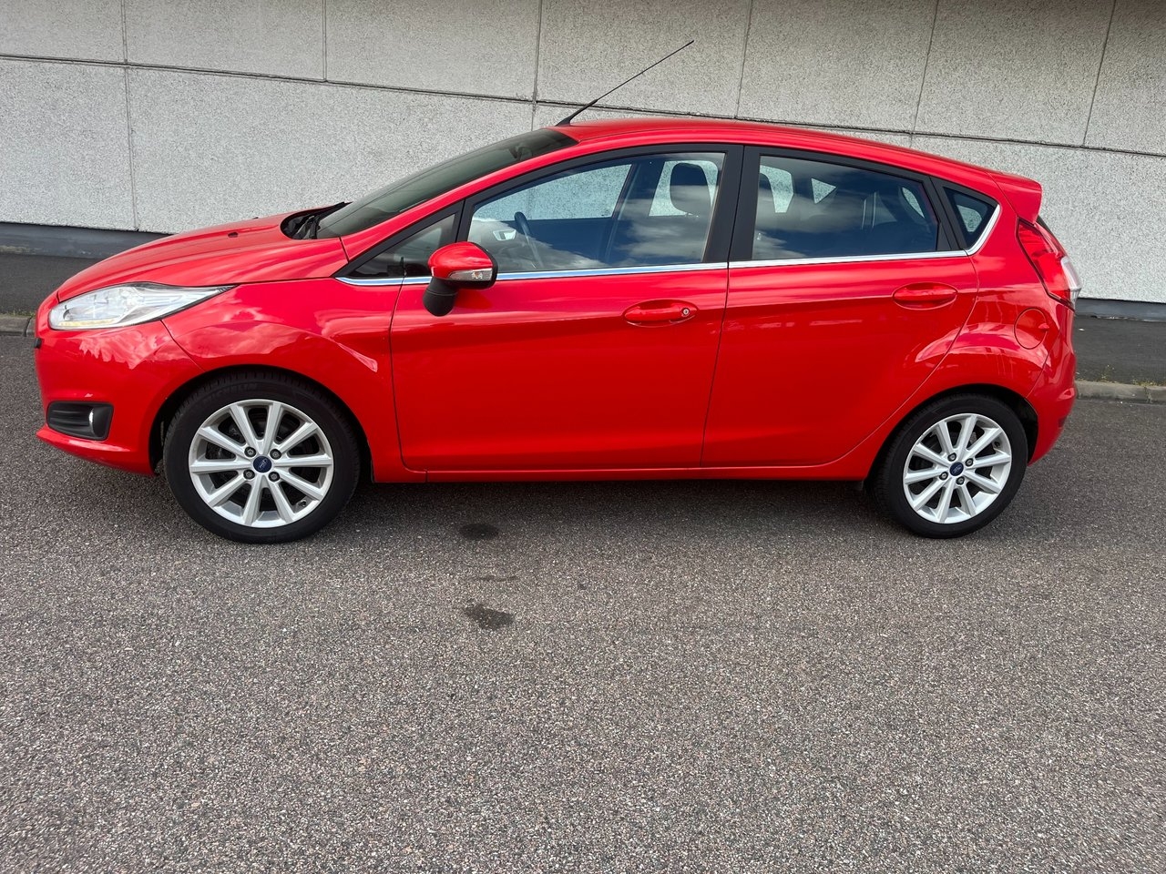Ford Fiesta 2017, bild 3/18