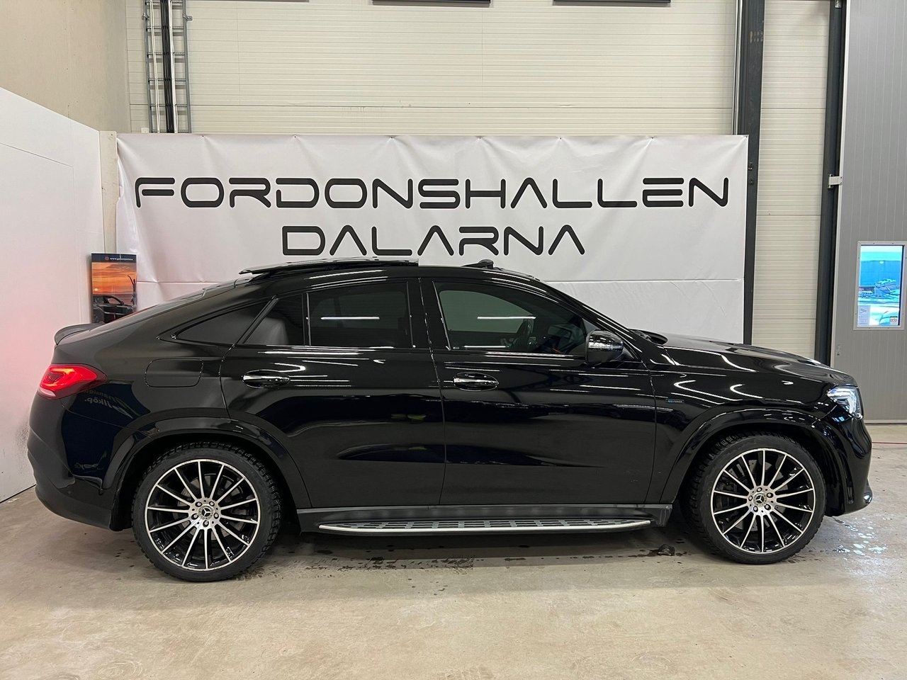 Mercedes-Benz GLE 2021, kuva 2/10