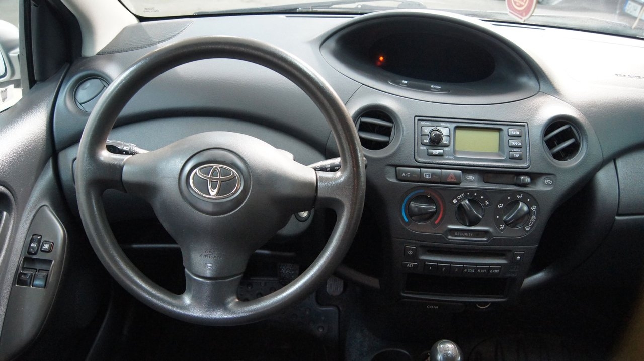 Toyota Yaris 5-dörrar 1.0 VVT-i 2005, bild 7/7