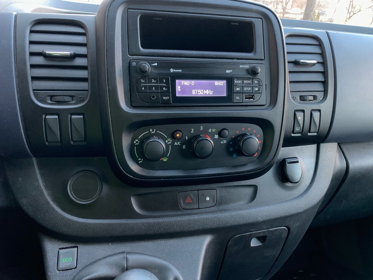 Opel Vivaro 2017, bild 6/10