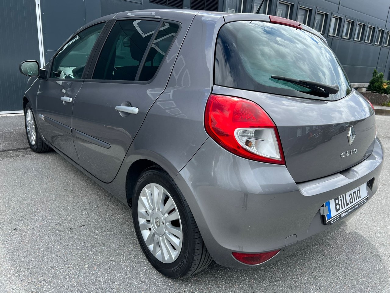 Renault Clio 5-dörrars Halvkombi 2011, bild 4/10