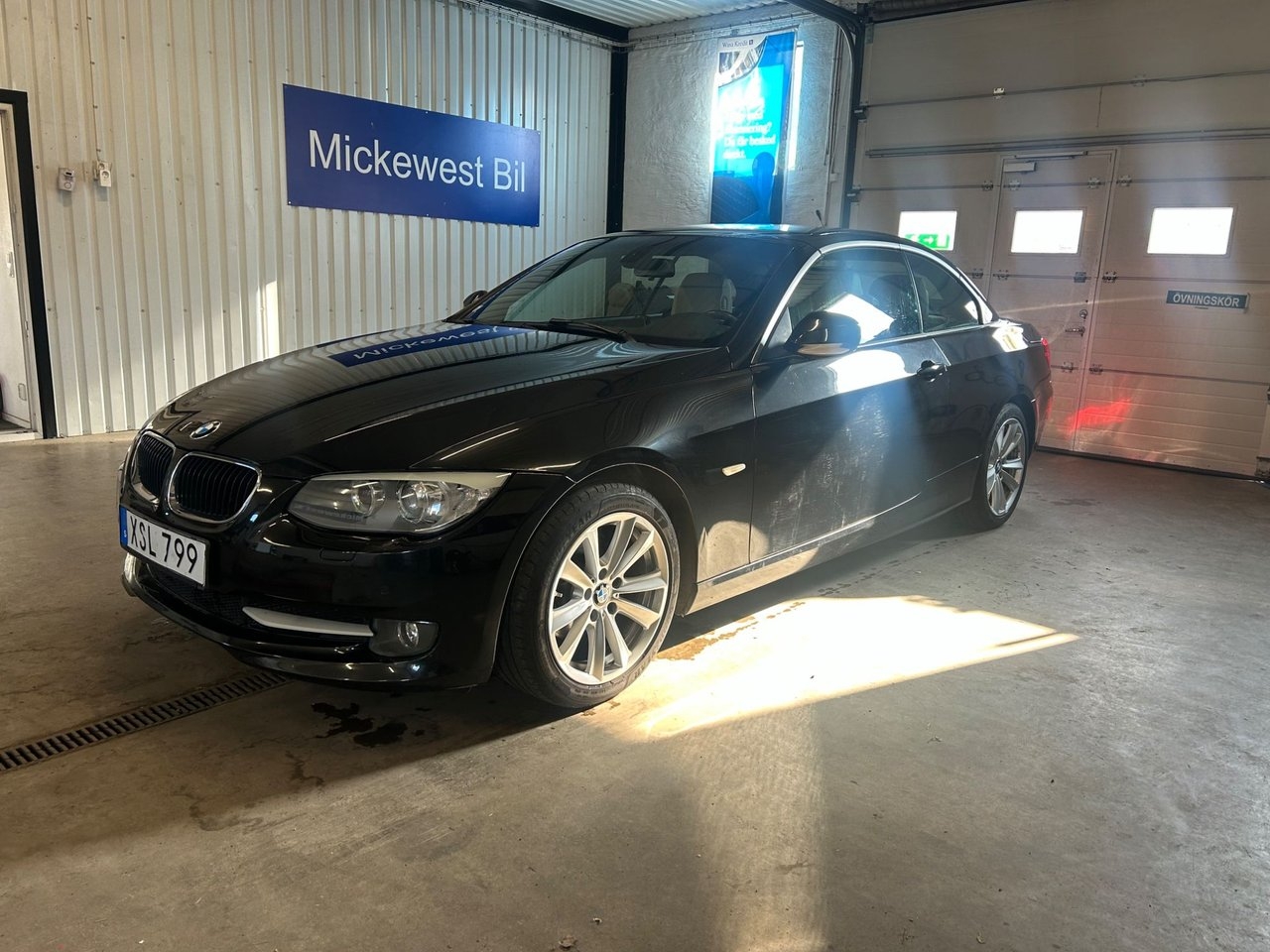 BMW 318 i Convertible Comfort Euro 5 2012, bild 2/10