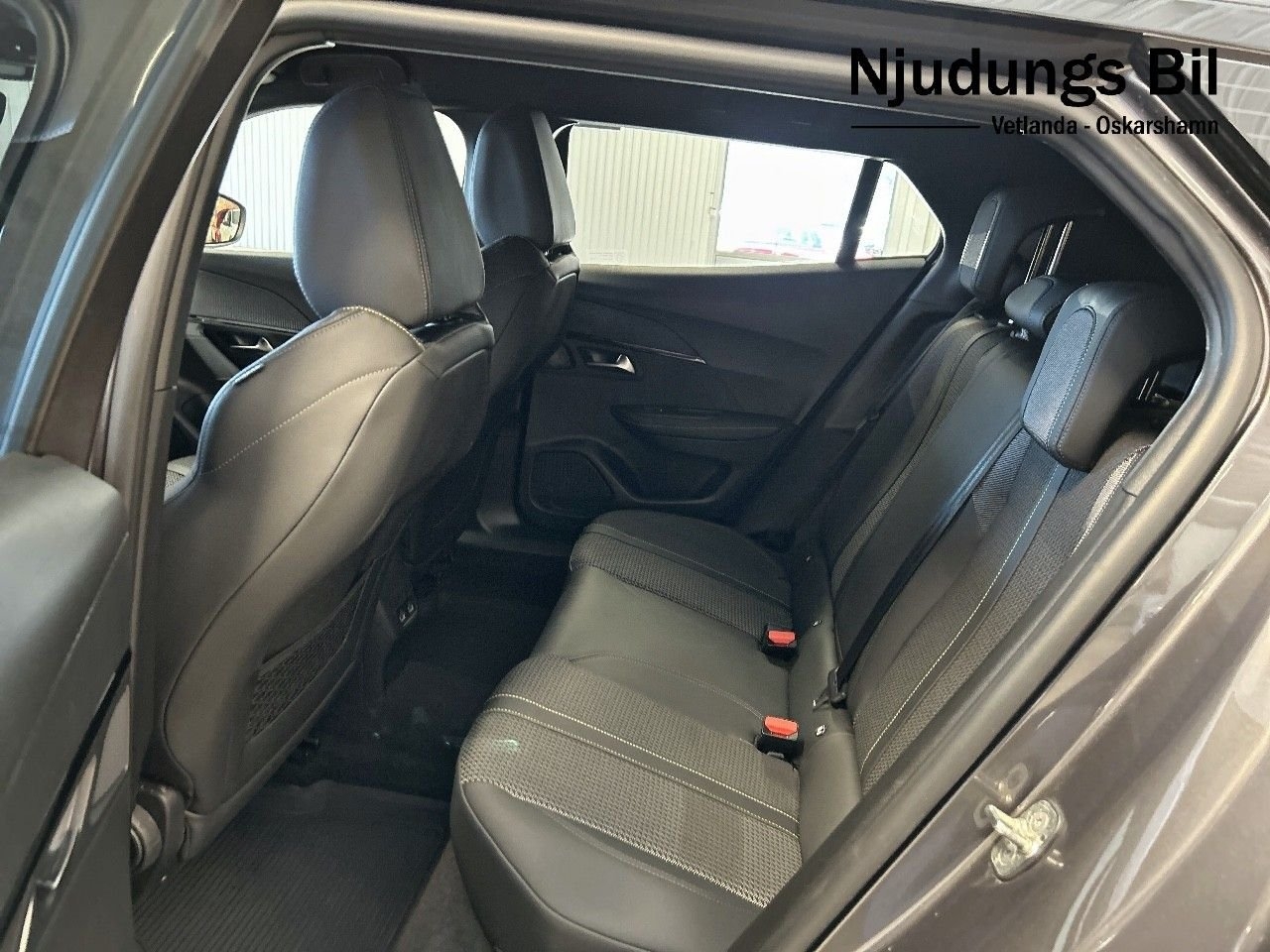 Peugeot 2008 2023, bild 7/10