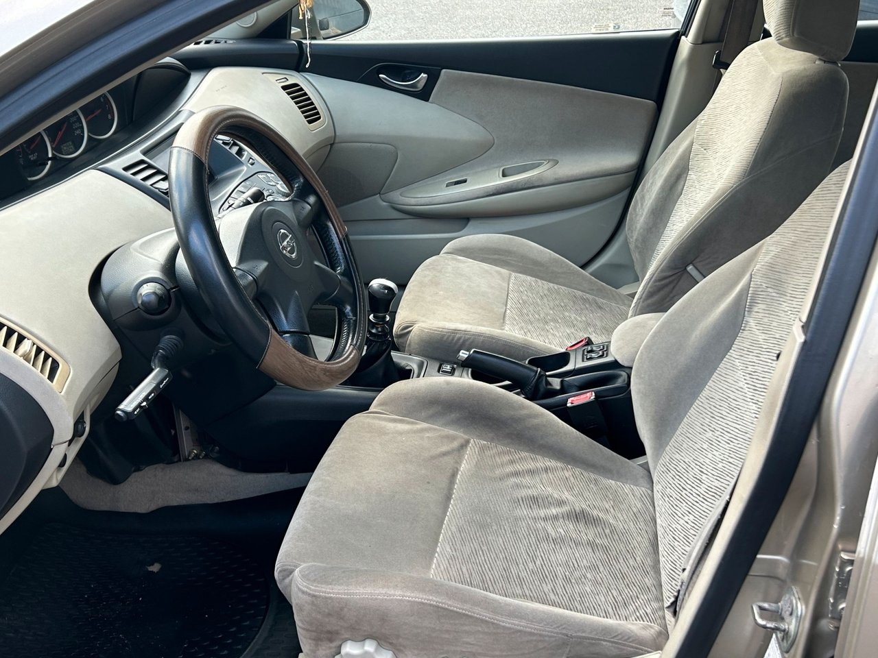 Nissan Primera Hatch 2.0 2002, bild 5/5