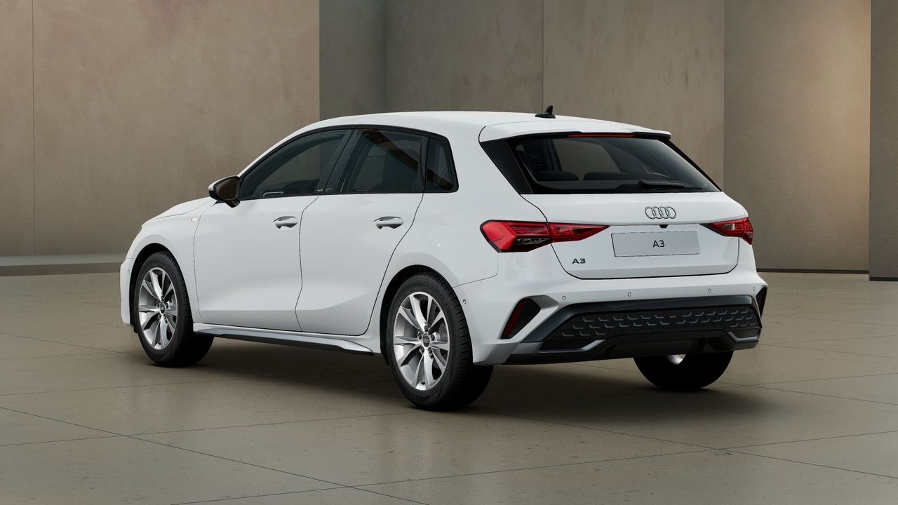 Audi A3 Sportback S-tronic S Line 2025, bild 2/10