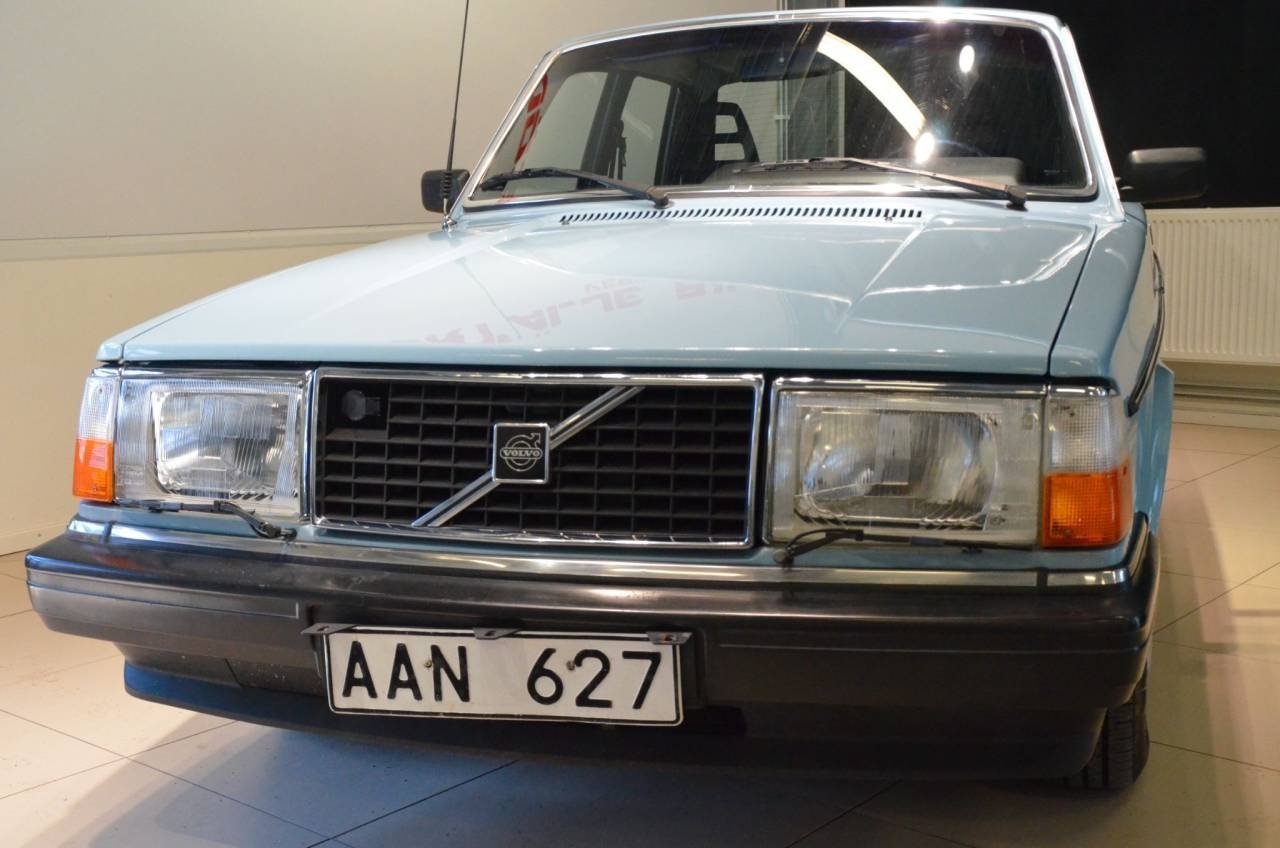 Volvo 244 2.3 GL 112hk Mycket FINT SKICK 1984, photo 2/10