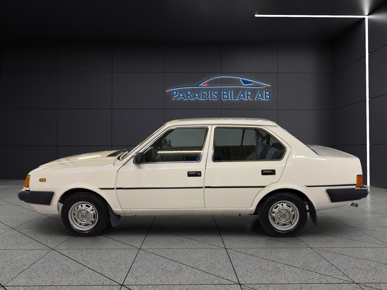 Volvo 360 GLS 1984, photo 2/27