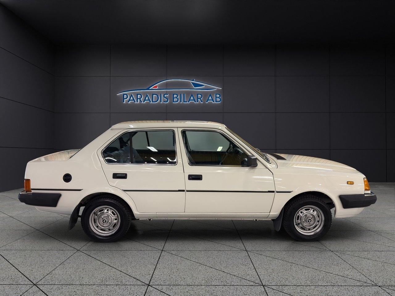 Volvo 360 GLS 1984, photo 6/27