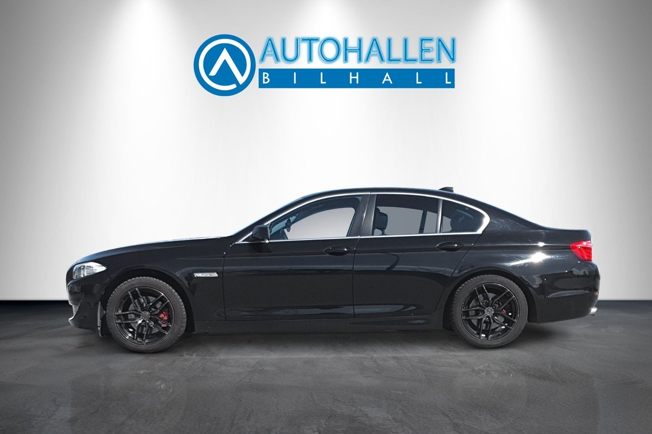 BMW 520 d Sedan Steptronic 1 ÅRS GARANTI 2011, bild 4/9