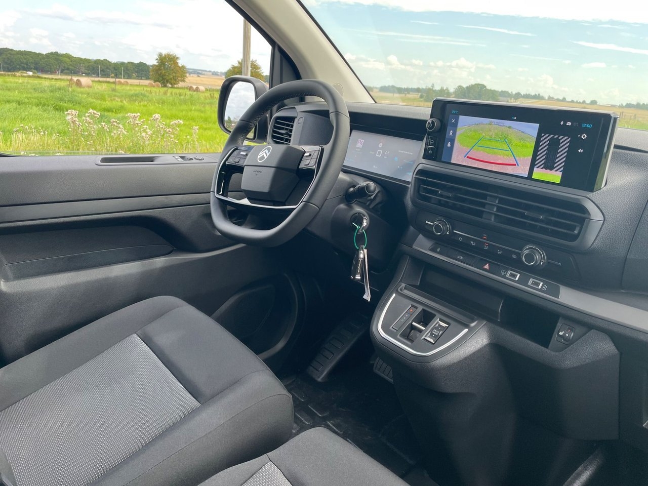 Citroen Jumpy ë- 75, 136hk 2024, bild 6/6