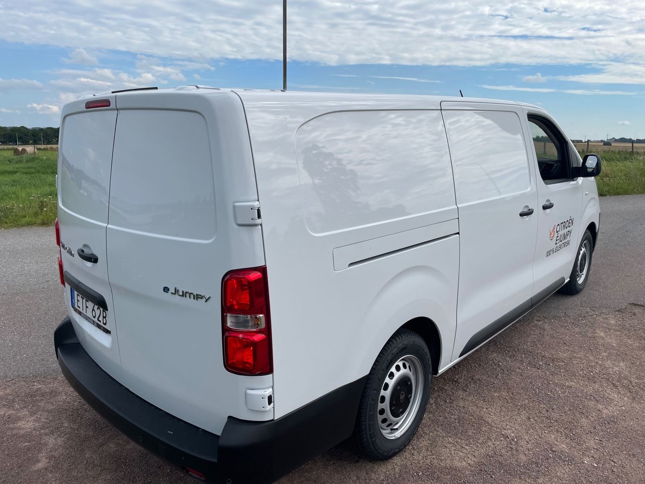 Citroen Jumpy ë- 75, 136hk 2024, bild 4/6