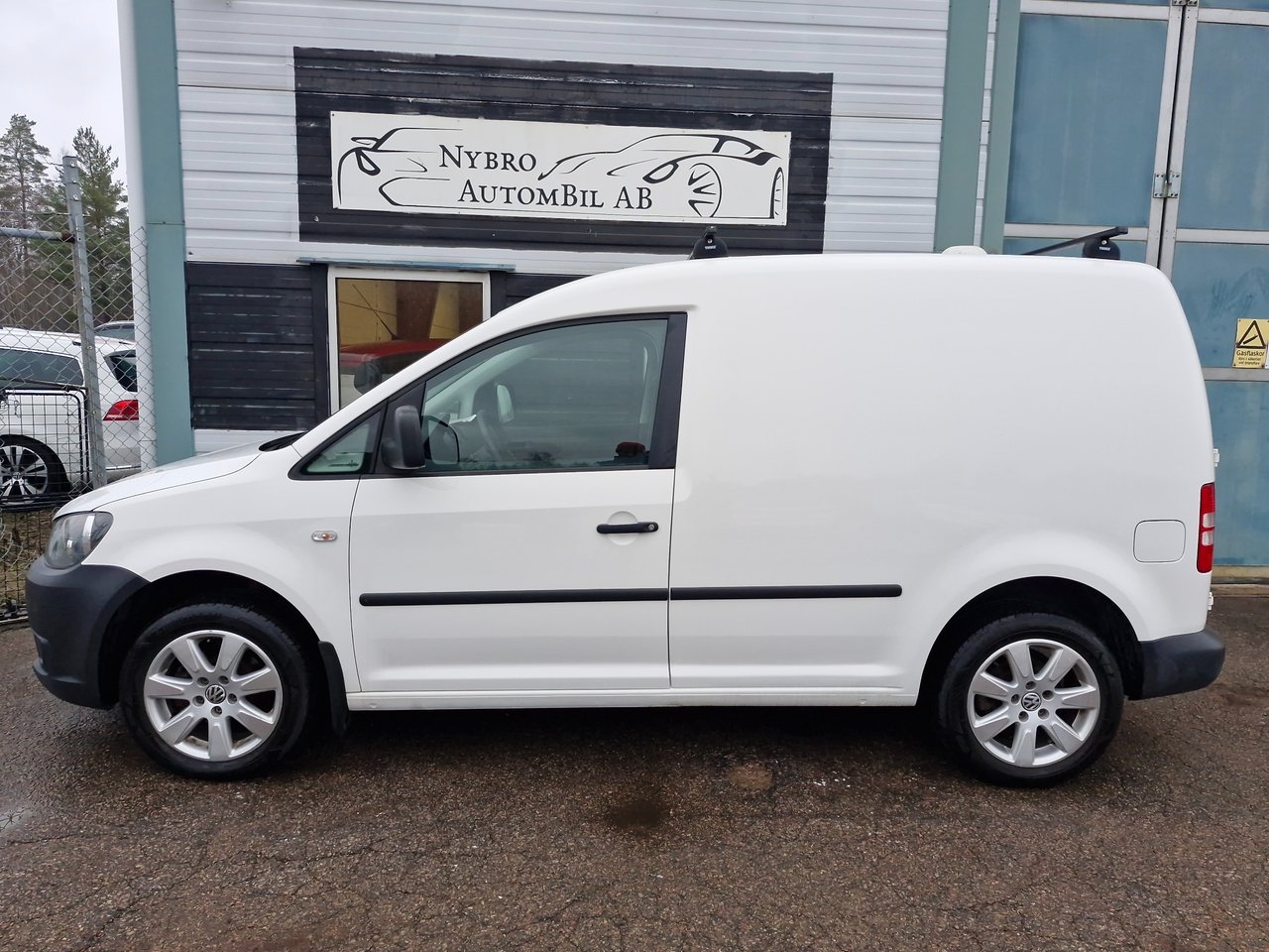 Volkswagen Caddy Skåpbil 1.6 TDI Euro 5 2012, bild 6/7