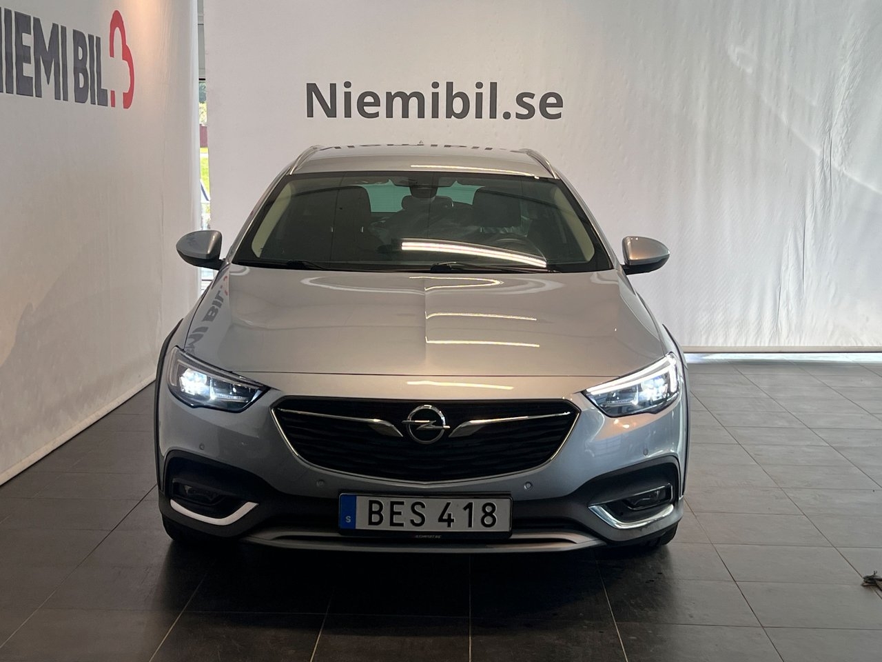 Opel Insignia 2018, bild 2/17