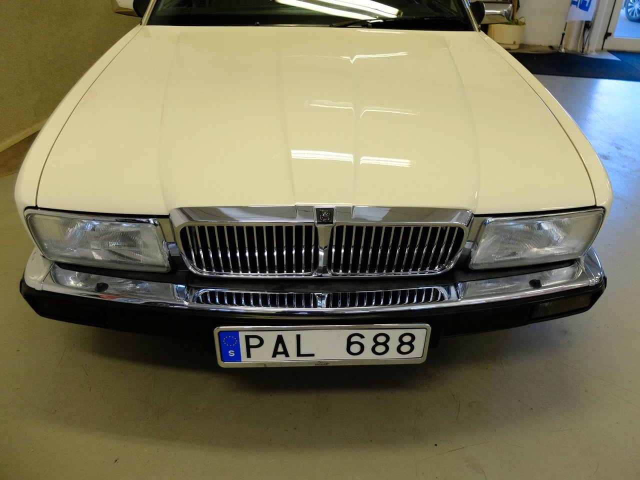 Jaguar XJ 6 Sovereign 3.6 OBS NYSKICK 1987, bild 2/10