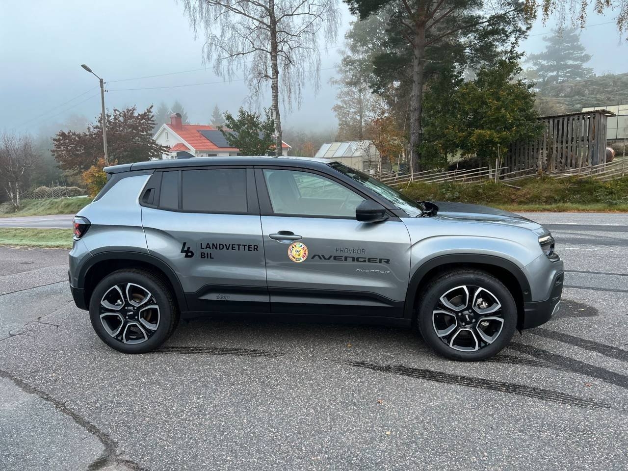 Jeep Avenger Summit Electric 156hk BEV 2023, bild 4/10