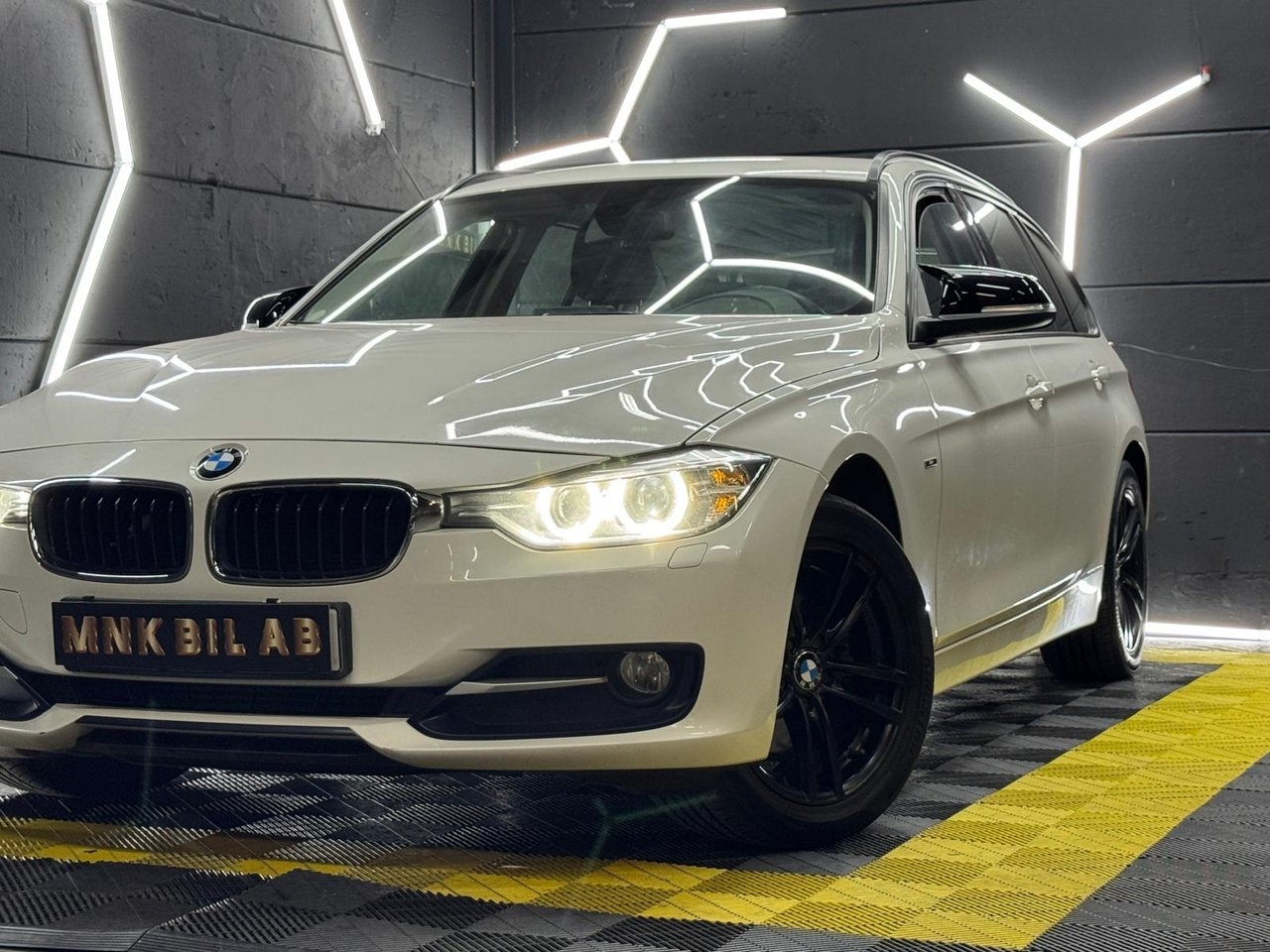 BMW 320 2014, bild 2/22