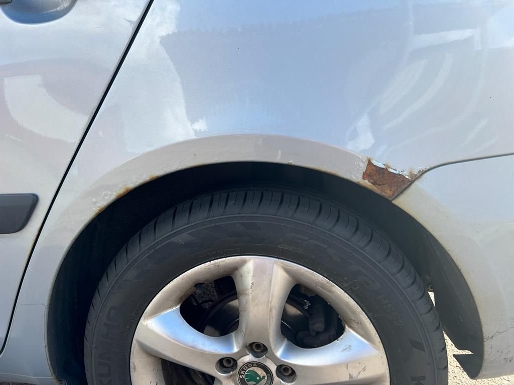 Skoda Fabia Kombi 1.6 TDI Manuell, 90hk 2011, bild 4/22