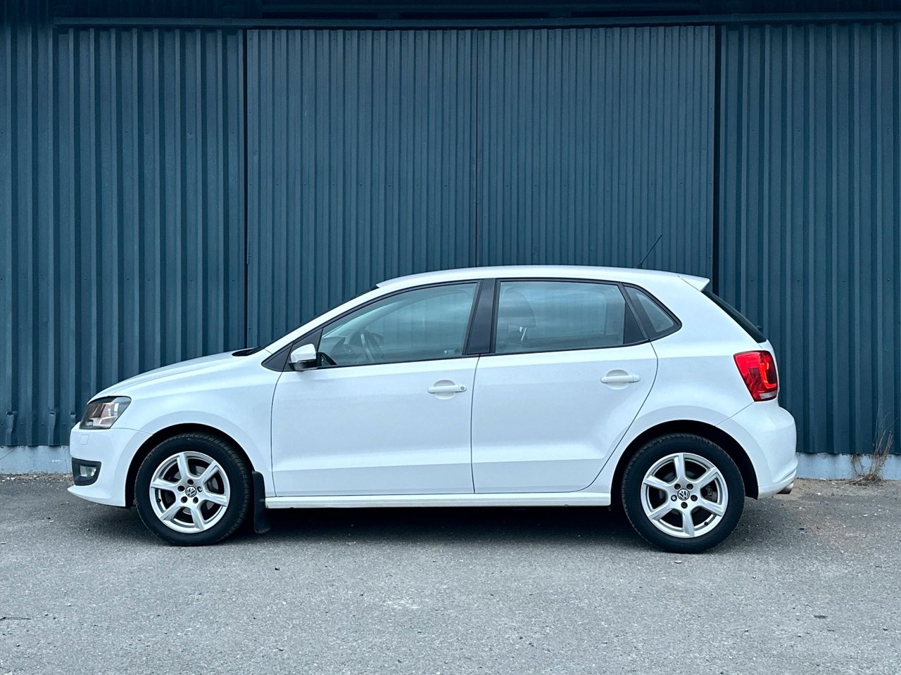 Volkswagen Polo 2010, kuva 3/8