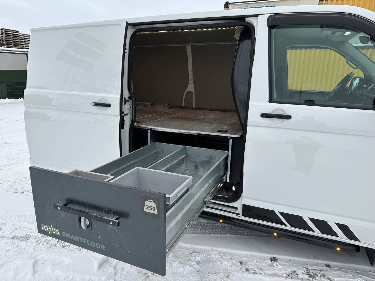 Volkswagen Transporter 2019, bild 5/10