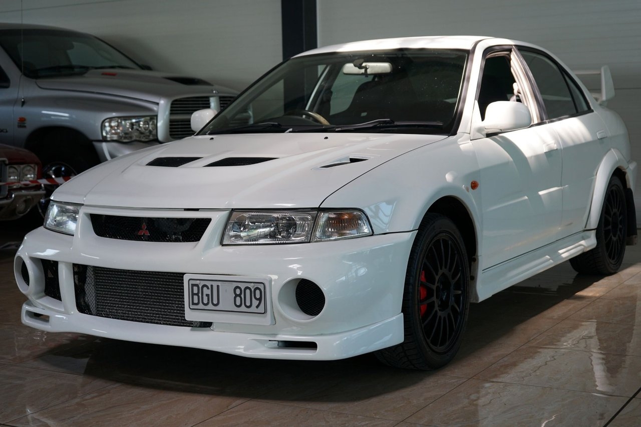 Mitsubishi Lancer