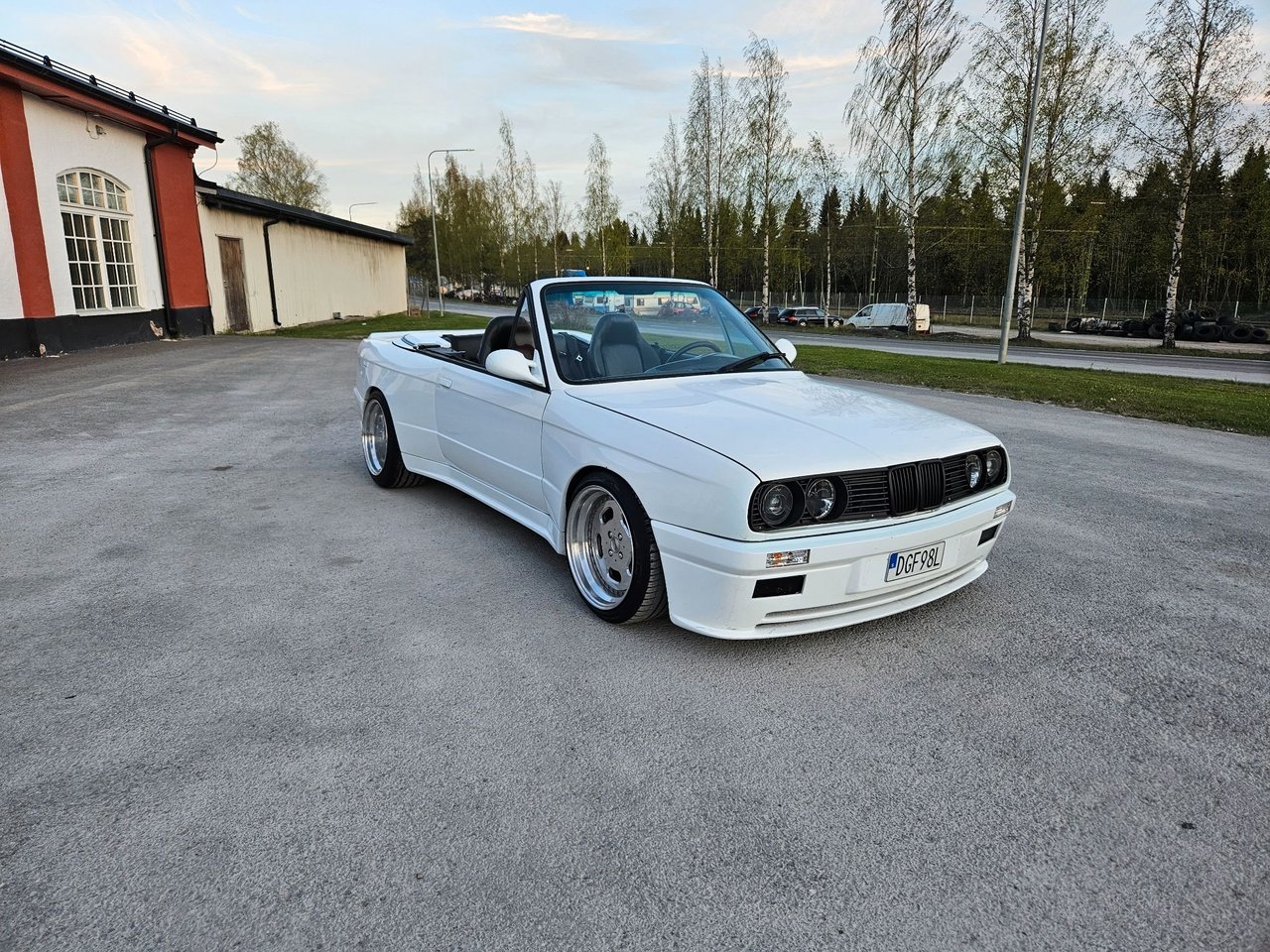 BMW 325 i Convertible(m3 options) 1987, bild 2/10