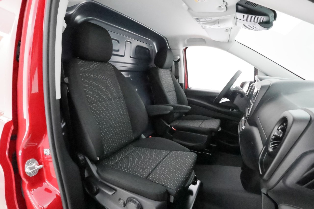 Mercedes-Benz eVito 112 Skåp Lång 2025, photo 4/10