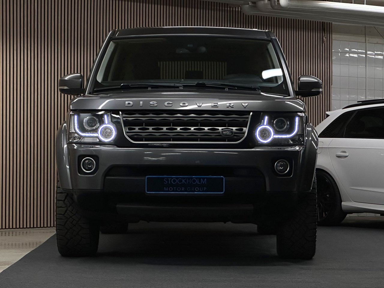 Land Rover Discovery 2016, bild 2/28