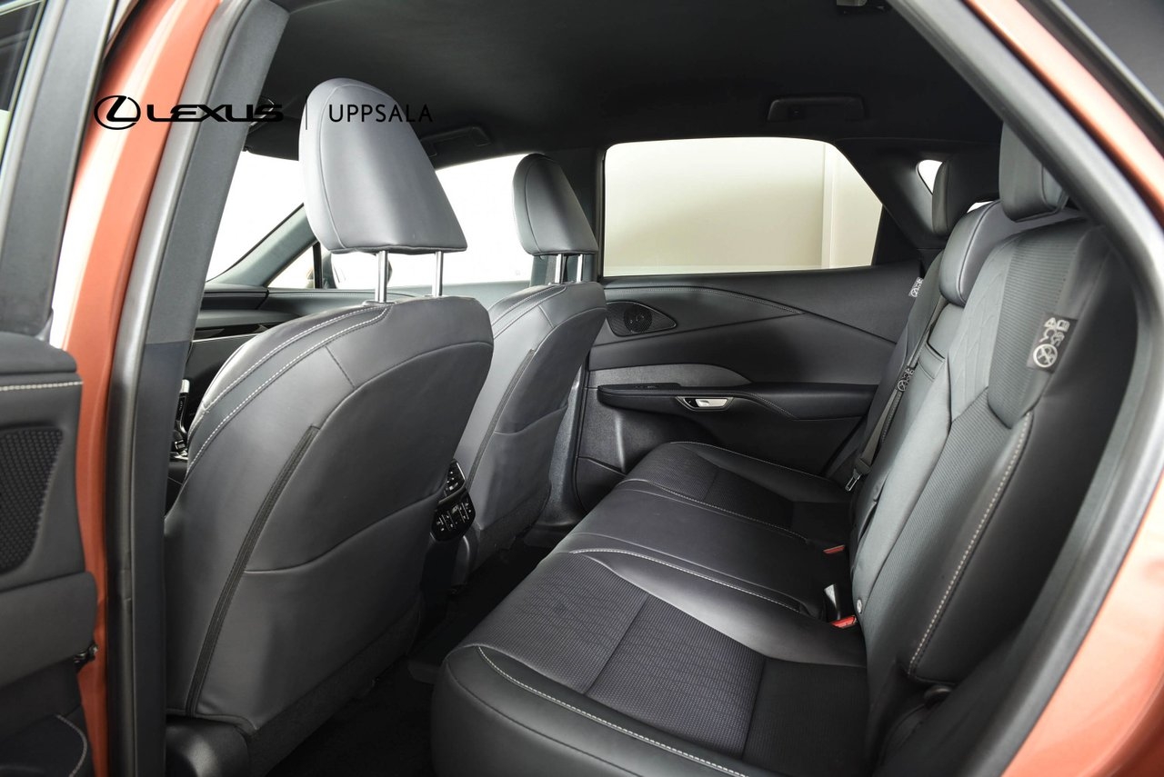 Lexus RX 450h+ Plug-in AWD Executive 2023, bild 6/10