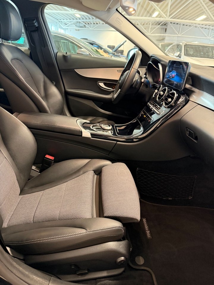 Mercedes-Benz C 2020, bild 7/13