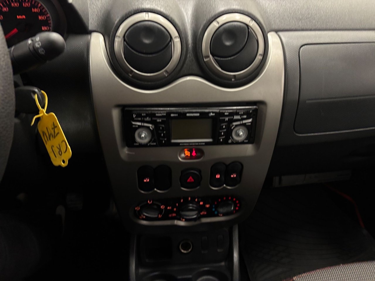 Dacia Duster 1.6 E85 eco2 Euro 5 2012, photo 6/10