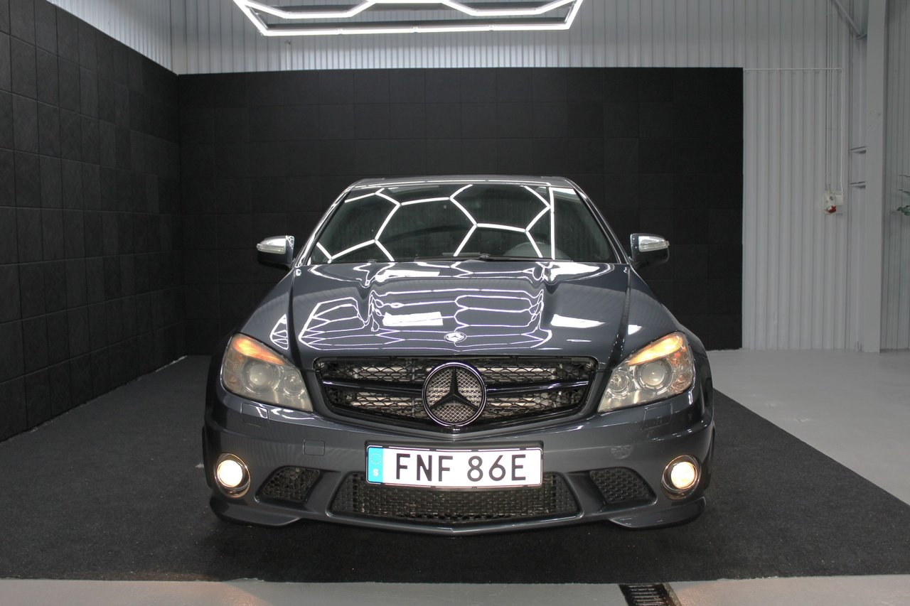 Mercedes-Benz C 63 AMG 457hk 2010, bild 2/20