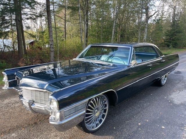 Cadillac Calais