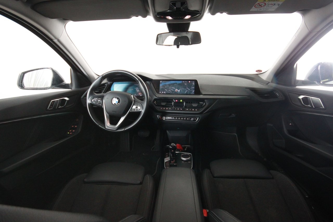 BMW 118 i Steptronic Sport line Euro 6 2022, bild 5/5