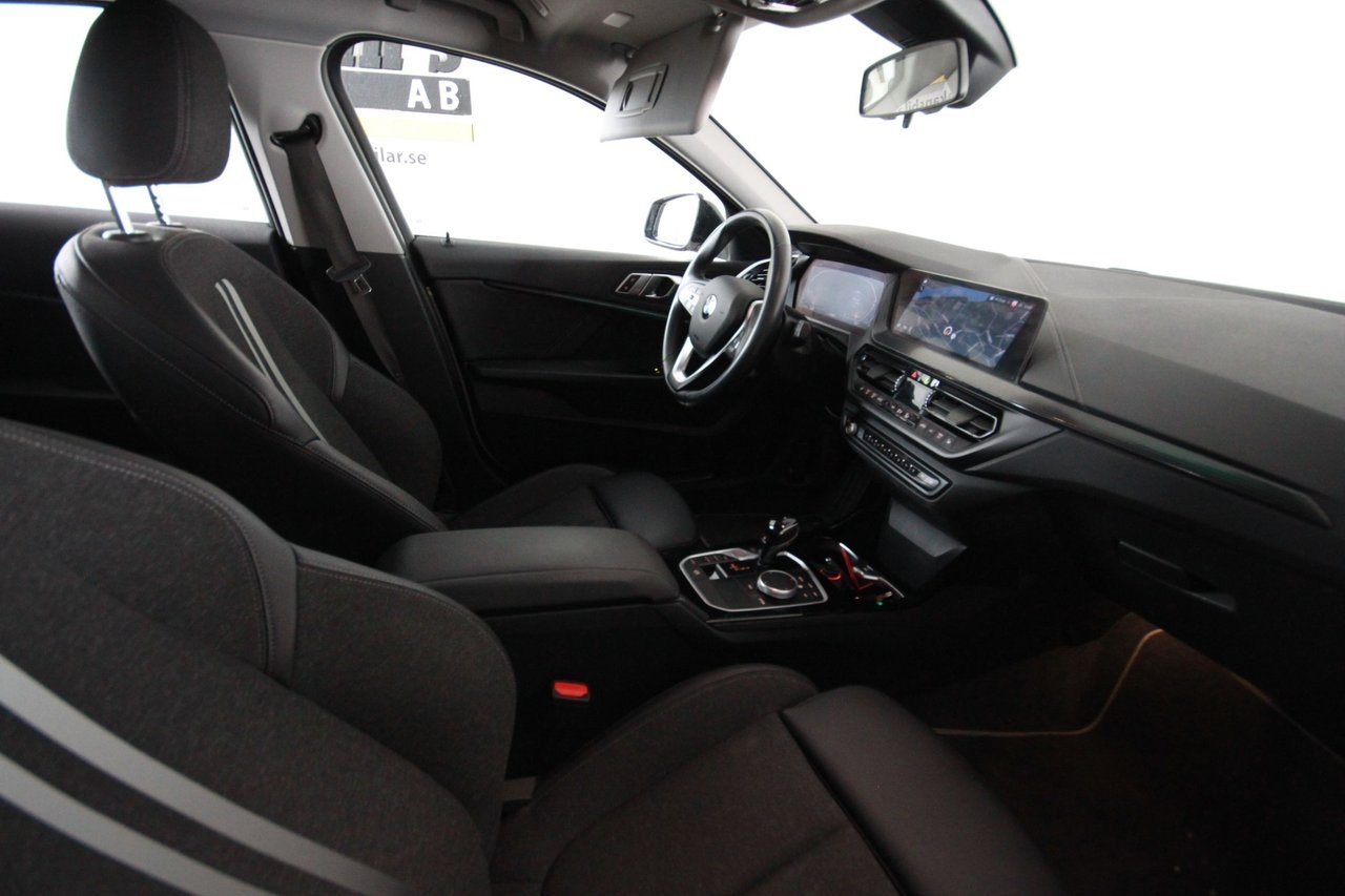 BMW 118 i Steptronic Sport line Euro 6 2022, bild 3/5