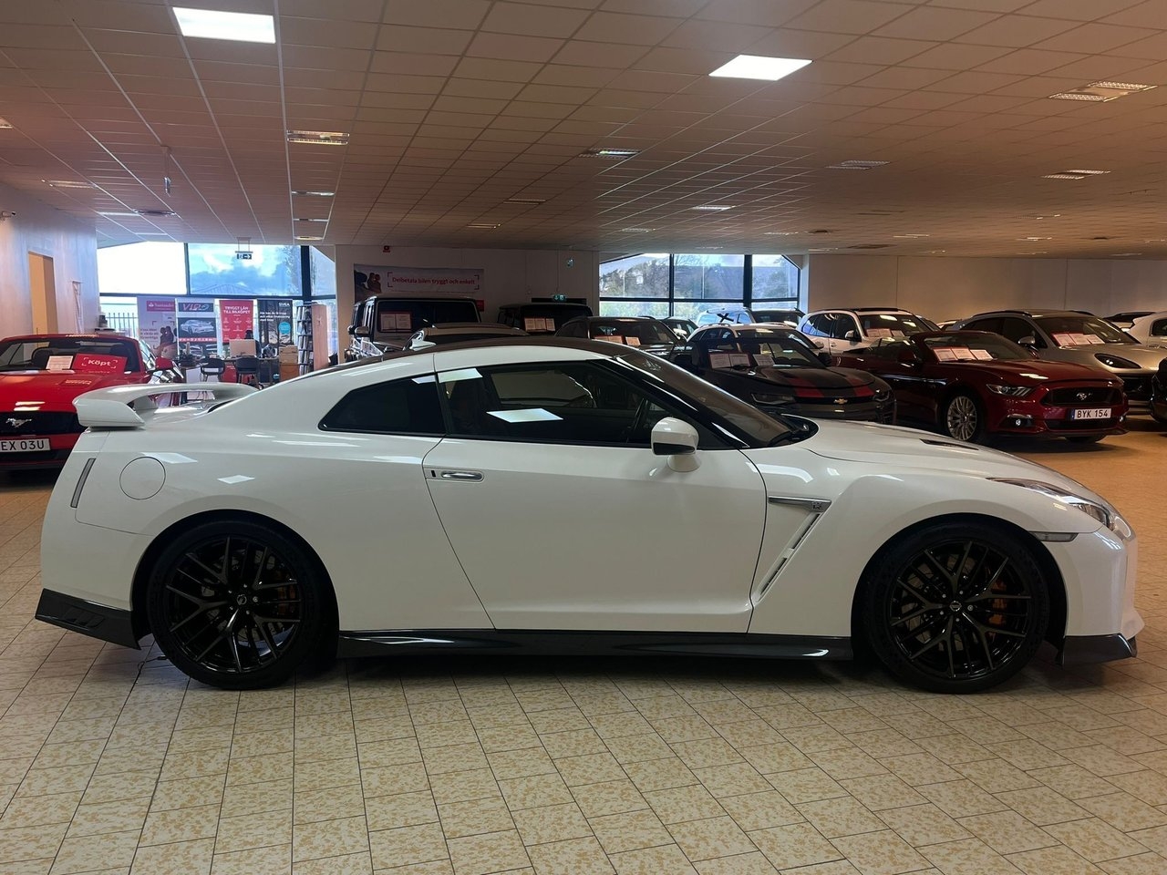 Nissan GT-R 2018, bild 7/10