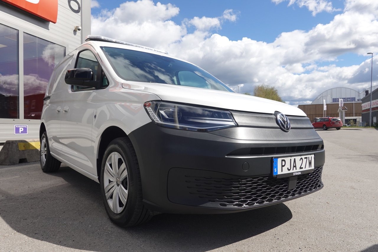 Volkswagen Caddy TDI 122hk 4M 2023, bild 2/20