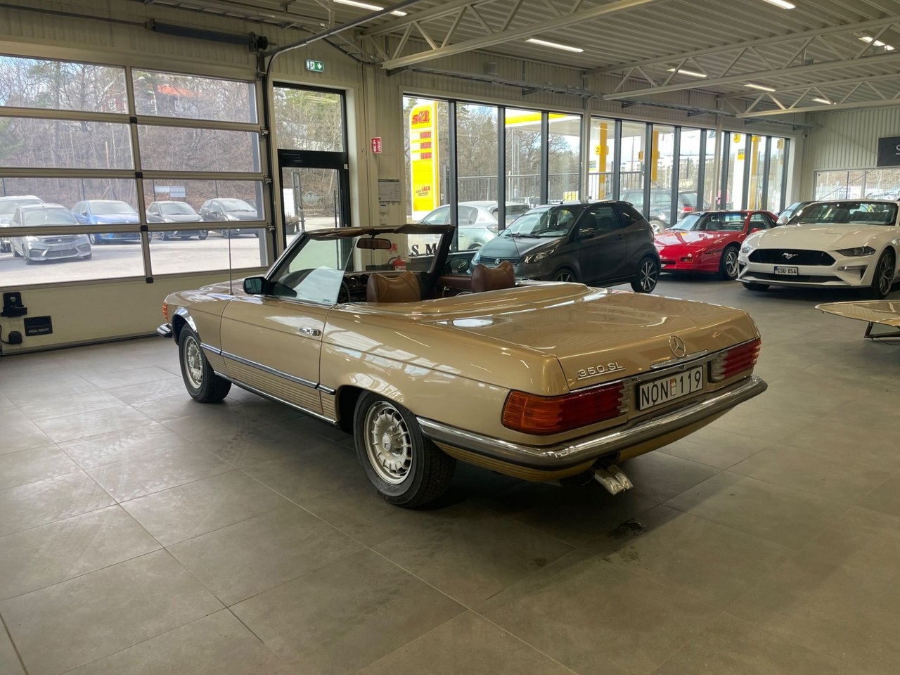 Mercedes-Benz SL 350 195hk Manuell 1972, bild 3/10
