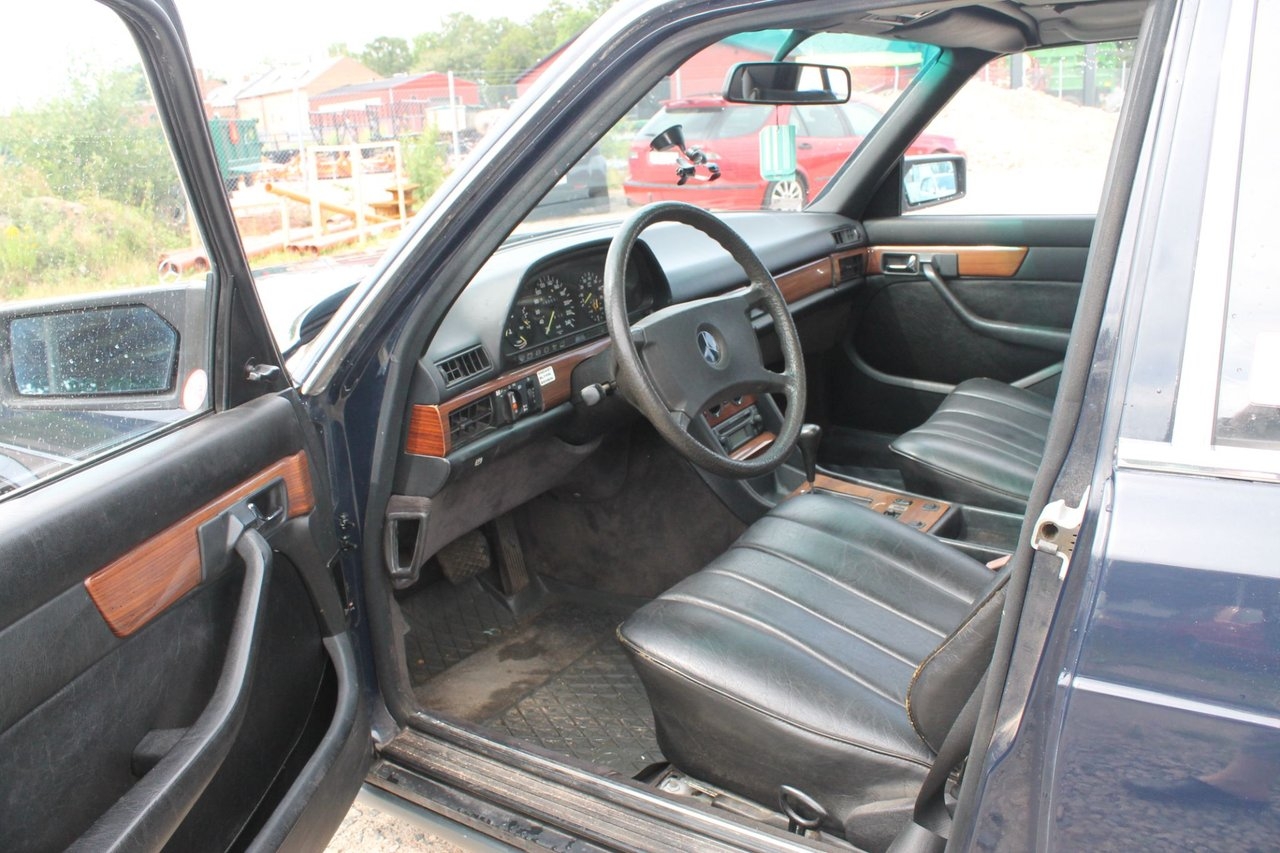 Mercedes-Benz 300 SE Automat 188hk 1987, bild 7/9