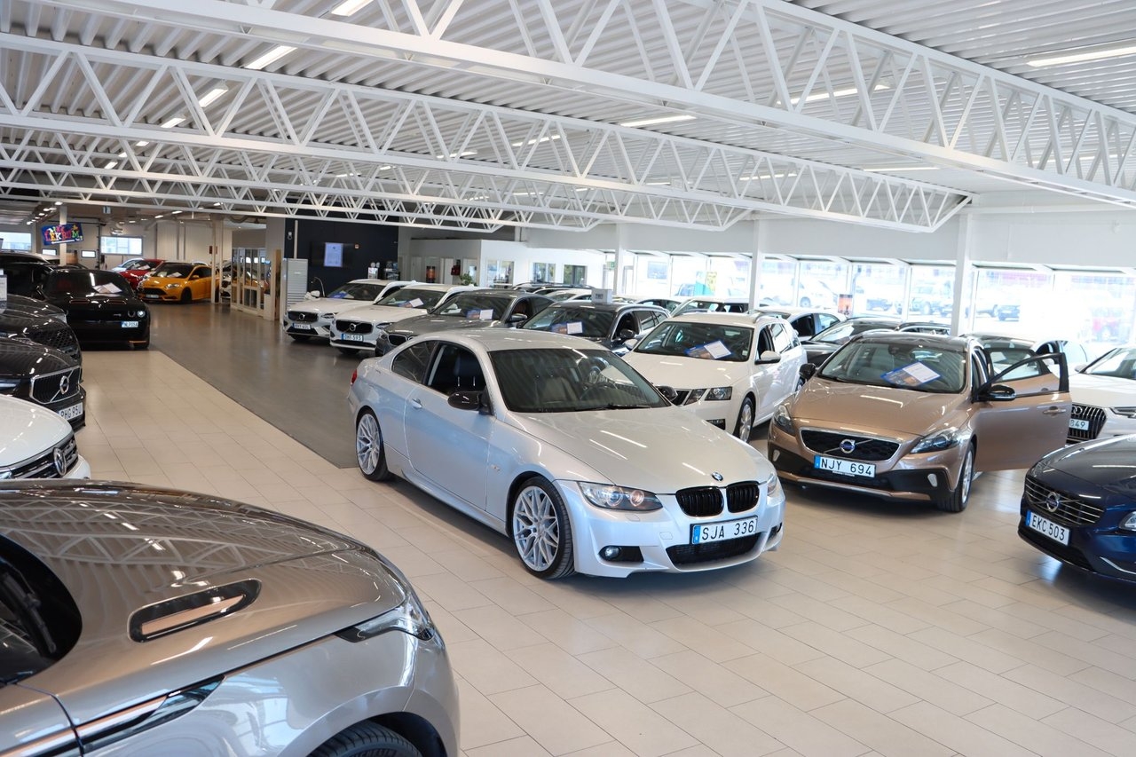 BMW 335 2007, bild 2/10