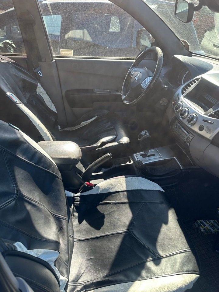 Mitsubishi L200 2011, bild 5/5