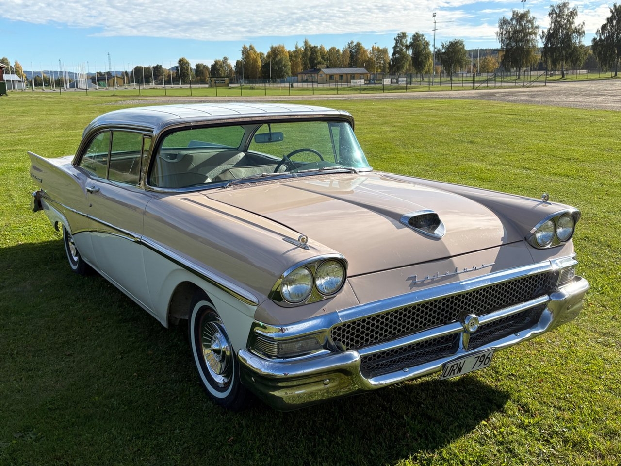 Ford Fairlane 500 Town Victoria Coupé 1958, bild 7/10